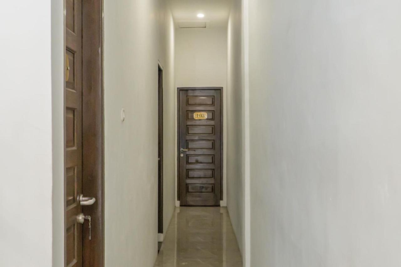Reddoorz @ Jalan Wahidin Medan Hotel Kültér fotó